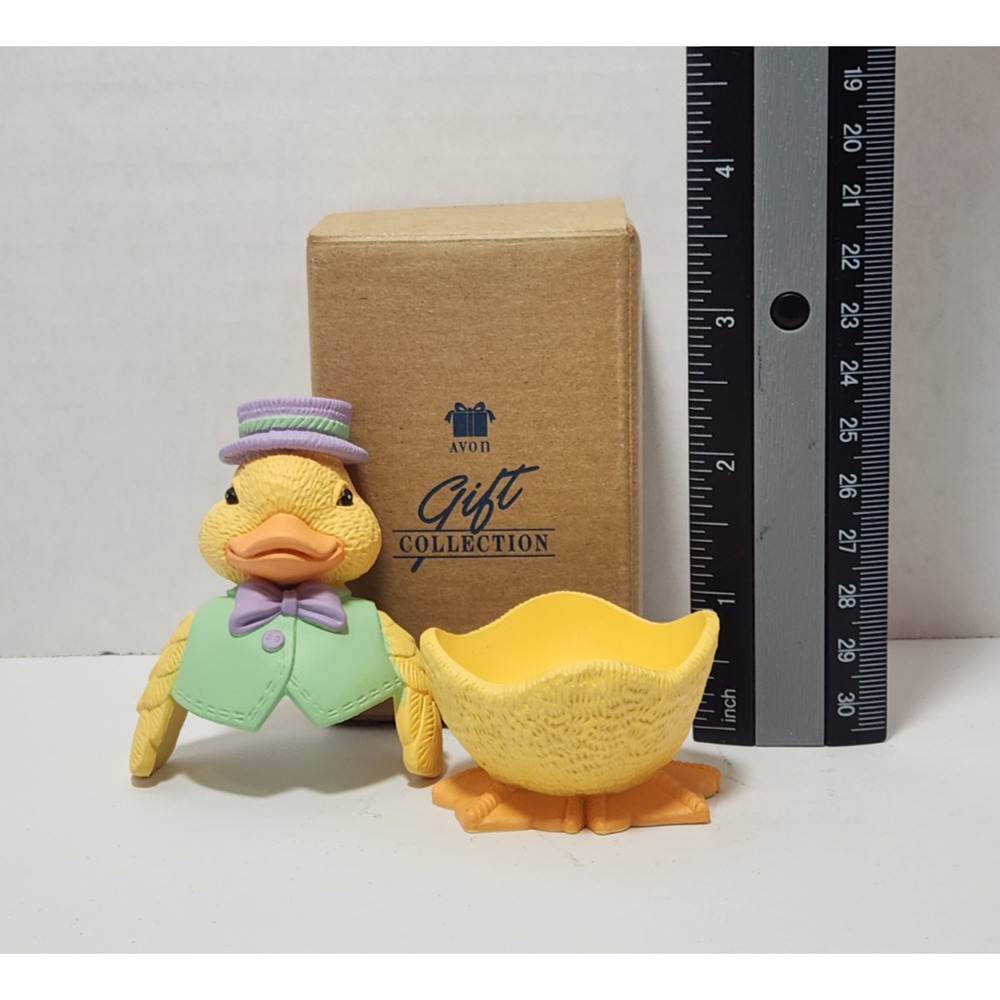 3 New Vintage 1997 Avon Egg Pals Easter Egg Holder Original Boxs Lamb Duck Bunny - Picture 9 of 12